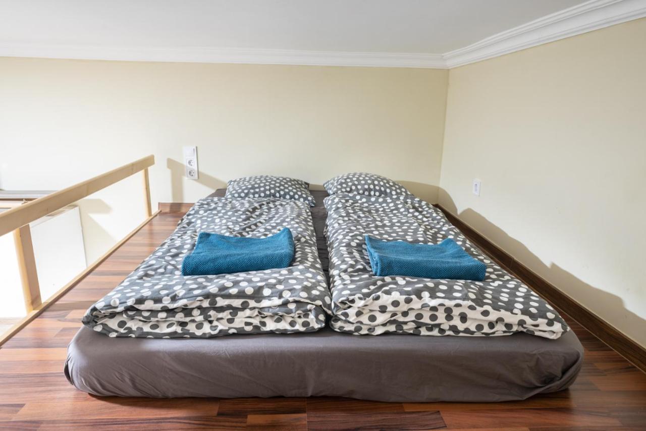 Cozy & Quiet Apartment Near Kiraly Street Free Parking, Ac, Perfect For 4 Guests! بودابست المظهر الخارجي الصورة