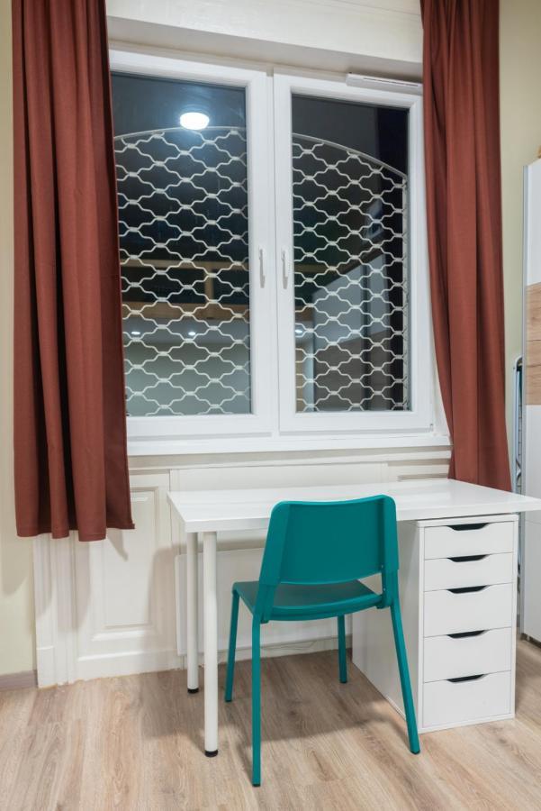 Cozy & Quiet Apartment Near Kiraly Street Free Parking, Ac, Perfect For 4 Guests! بودابست المظهر الخارجي الصورة