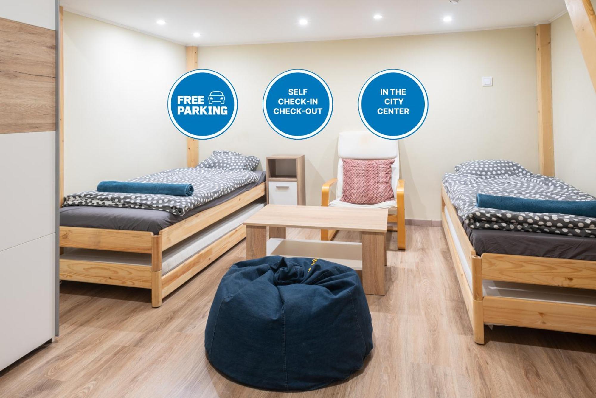 Cozy & Quiet Apartment Near Kiraly Street Free Parking, Ac, Perfect For 4 Guests! بودابست المظهر الخارجي الصورة